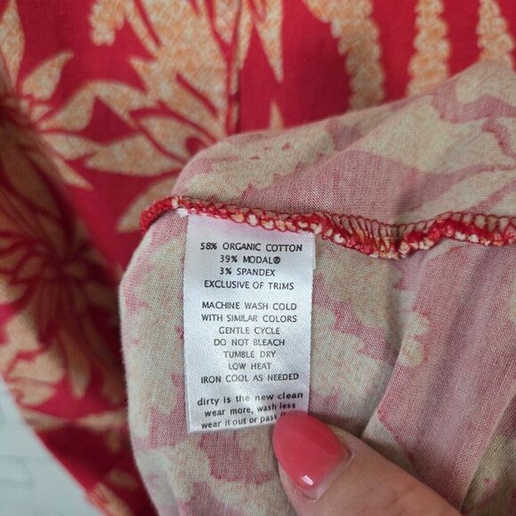 Toad & Co Muse Dress Size XS Red Ruched Side Tie Midi Stretch V-Neck Leaf Print - Picture 6 of 8